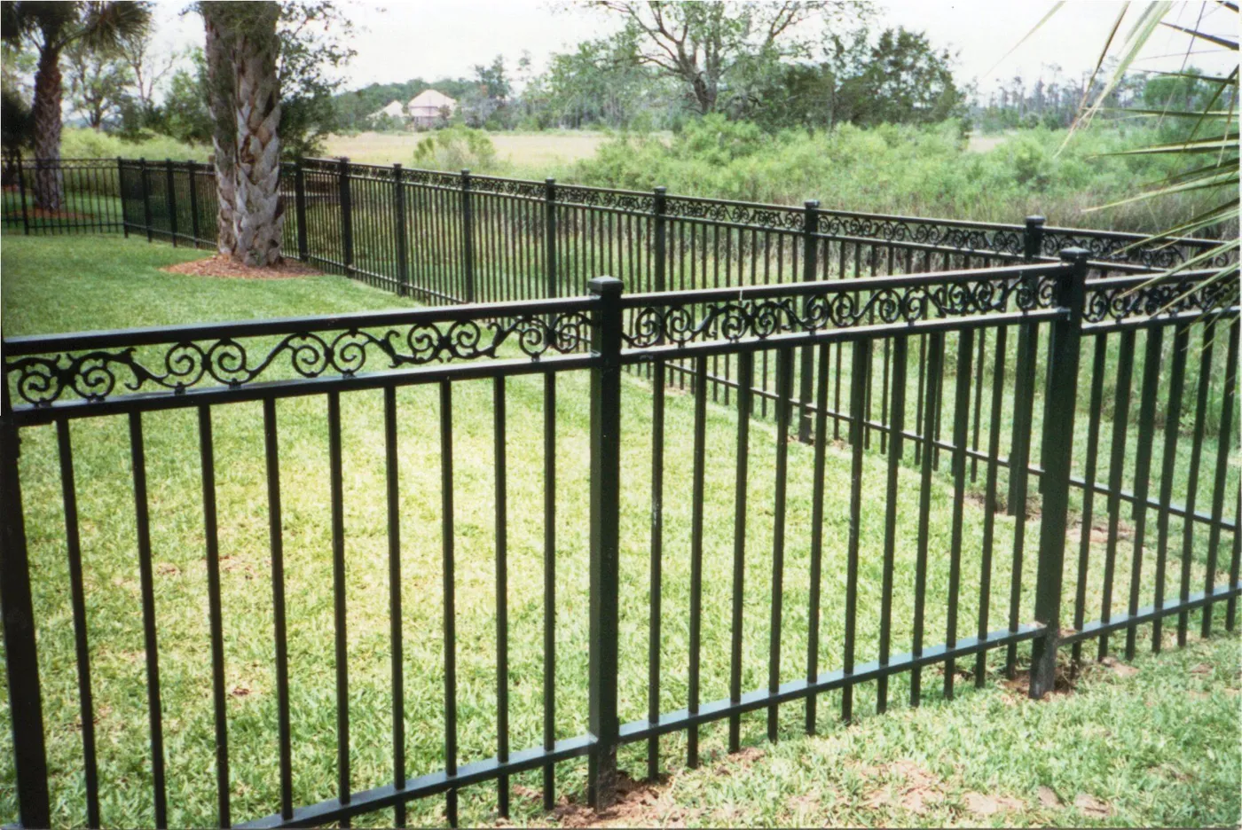 How Long Does It Take to Install a Fence in Springfield, IL?