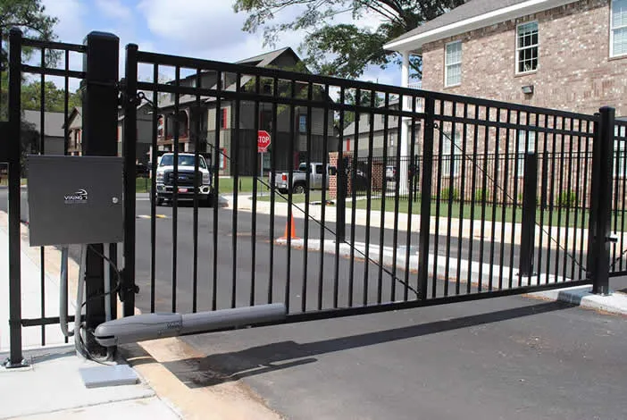 How Much Does a Fence Cost in Springfield, IL in 2026?